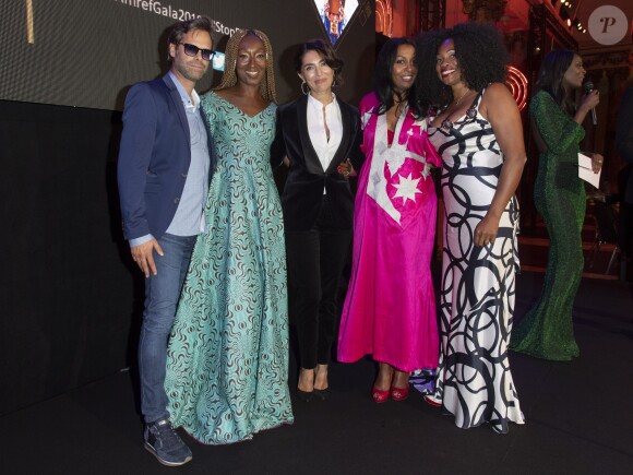 Exclusif - Franck Ayroles, Nadège Beausson-Diagne, Caterina Murino, Samira Ibrahim et Laura Flessel assistent à la soirée de gala de l'AMREF "Les femmes au coeur de la santé en Afrique" au Pavillon Cambon Capucines à Paris, le 15 octobre 2019.