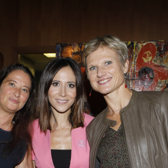 Exclusif - Esther Meyniel, Fabienne Carat, isabelle Huet-Dusollier (directrice adjointe de Rose Up) - Soirée de la 6ème édition du cocktail "A Claudine" au profit de l'association "RoseUp" au restaurant "Mon Paris!" à Paris. Le 14 octobre 2019 © Christophe Clovis / Bestimage