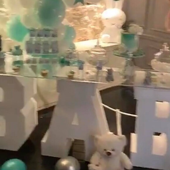 La fête de Nabilla et Thomas Vergara pour l'arrivée de Milann (20 octobre 2019).