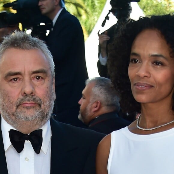 Luc Besson et sa femme Virginie Silla - Montée des marches du film "The Last Face" lors du 69ème Festival International du Film de Cannes. Le 20 mai 2016. © Giancarlo Gorassini/Bestimage