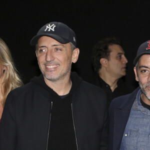 Virginie Coupérie-Eiffel, Sarah Lavoine, Gad Elmaleh, Manu Payet, Anne Marivin lors de la présentation du logo des Jeux Olympiques et Paralympiques "Paris 2024" dévoilé au cinéma "Le Grand Rex" à Paris, le 21 octobre 2019. Dans le logo sont cachés différents symboles : la médaille, la flamme et Marianne.