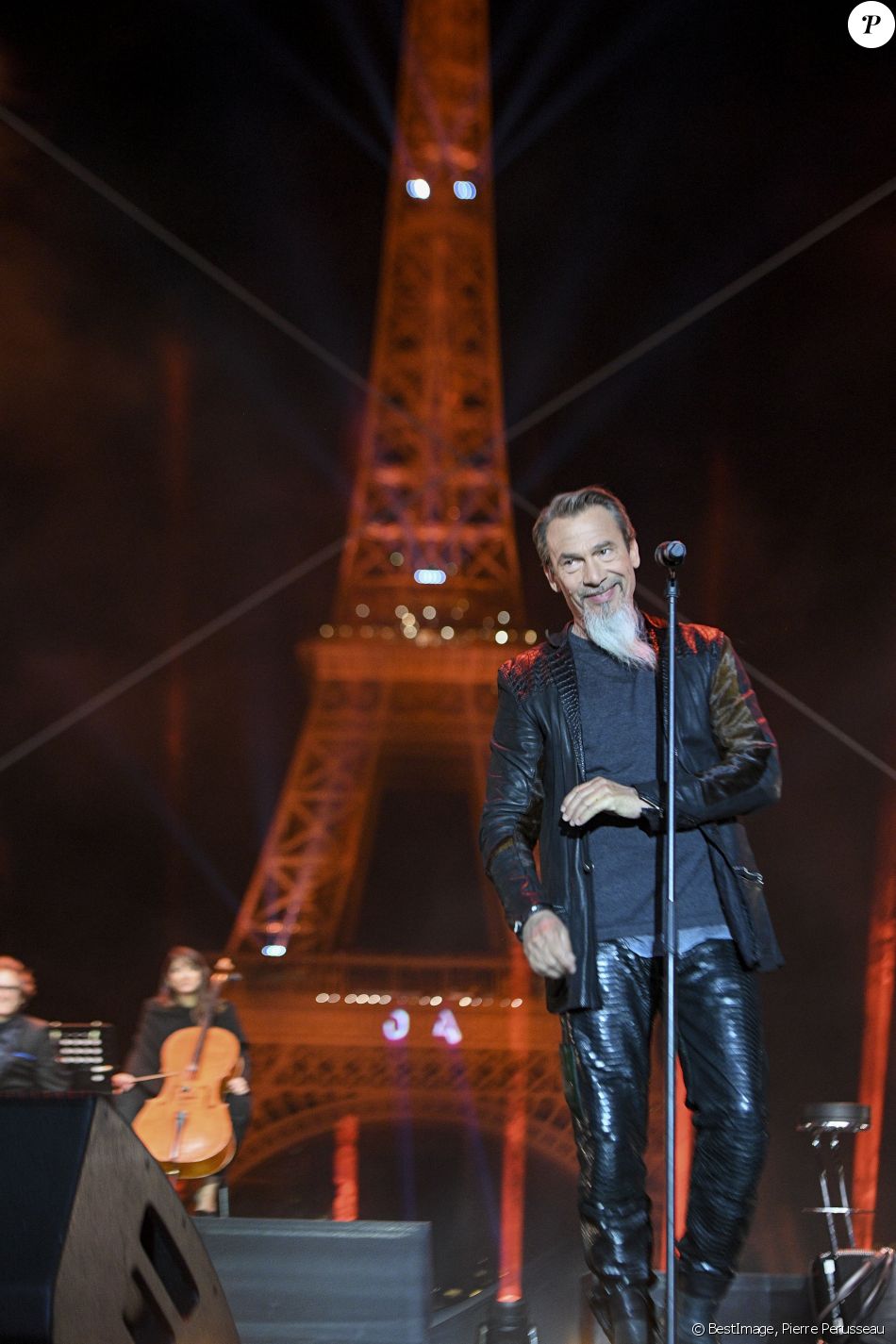 Exclusif Florent Pagny Concert Anniversaire Des 130 Ans De La Tour Eiffel A Paris Qui Sera Diffuse Le 26 Octobre Sur France 2 Le 2 Octobre 19 C Pierre Purepeople
