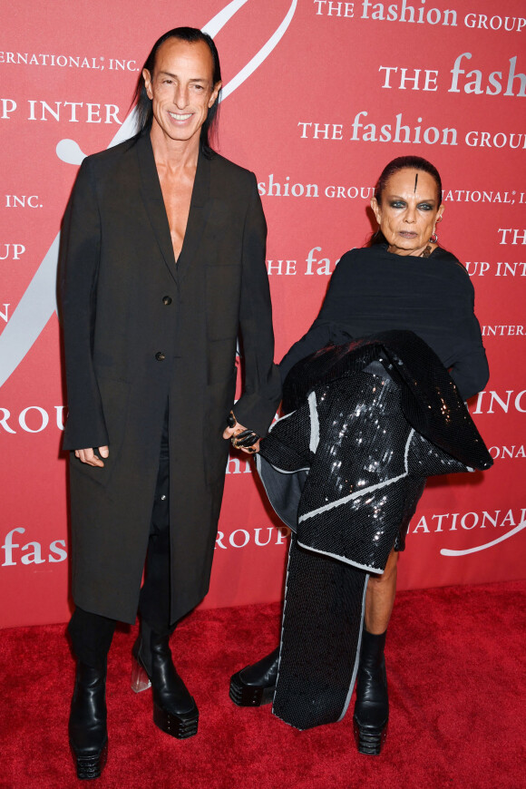 Rick Owens et Michèle Lamy assistent au gala Night Of Stars 2019 au Cipriani Wall Street. New York, le 24 octobre 2019.