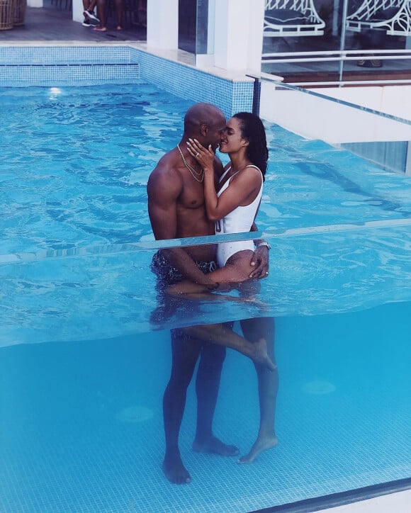 Le sprinteur jamaïcain Asafa Powell et sa femme le mannequin canadien Alyshia Miller (photo Instagram du 18 février 2019, juste après leur mariage en Jamaïque) ont eu en octobre 2019 leur premier enfant ensemble, un fils prénommé Amieke.
