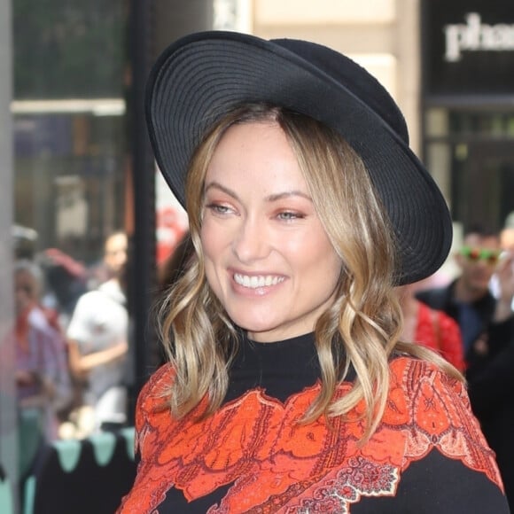 Olivia Wilde fait la promotion de son nouveau film Booksmart à New York. Olivia porte des bottes YSL. Le 22 mai 2019