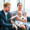 Le prince Harry et Meghan Markle ont présenté leur fils Archie à Desmond Tutu au Cap, en Afrique du Sud, le 25 septembre 2019.