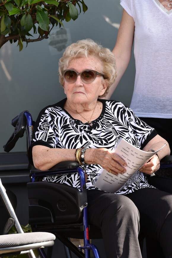 Inauguration de la rue Jacques et Bernadette Chirac, par la femme de l'ancien président de la République, Bernadette Chirac (en fauteuil roulant) et sa fille Claude, à Brive-la-Gaillarde. Le 8 juin 2018