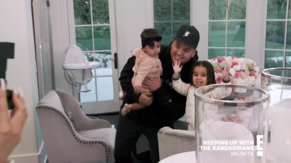 Rob Kardashian et sa fille Dream, avec True, la fille de Khloe Kardashian - Rob Kardashian et sa fille Dream font une apparition dans le dernier épisode de l'émission de télé-réalité "Keeping Up With The Kardashians". Il célèbre l'anniversaire de la petite Dream (2 ans) aux côtés de sa famille : Khloe Kardashian, sa fille True, Kim Kardashian, Kris Jenner, Kylie Jenner. Le 12 mai 2019