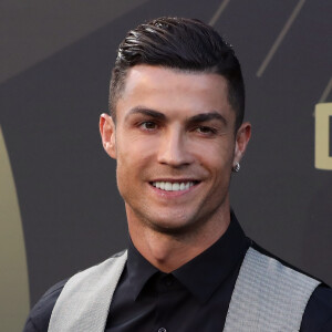 Cristiano Ronaldo - Cérémonie de remise des prix '' Quinas de Ouro 2019 '' de la Fédération portugaise de football, dans la salle Carlos Lopes à Lisbonne, le 3 septembre. © Petro Fiuza / Xinhua via ZUMA Wire / Bestimage