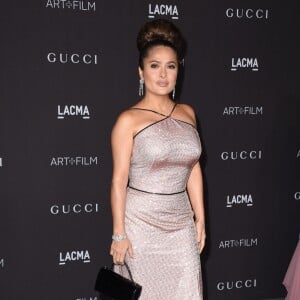 Salma Hayek assiste au gala Art + Film au musée LACMA à Los Angeles. Le 2 novembre 2019.