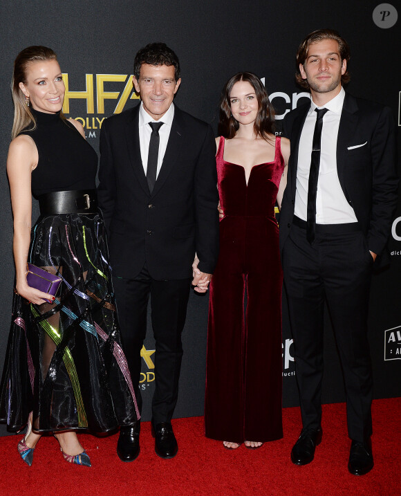 Nicole Kimpel, Antonio Banderas, sa fille Stella Banderas et son ami Eli Meyer lors des "23rd Annual Hollywood Film Awards" à Los Angeles. Le 3 novembre 2019.