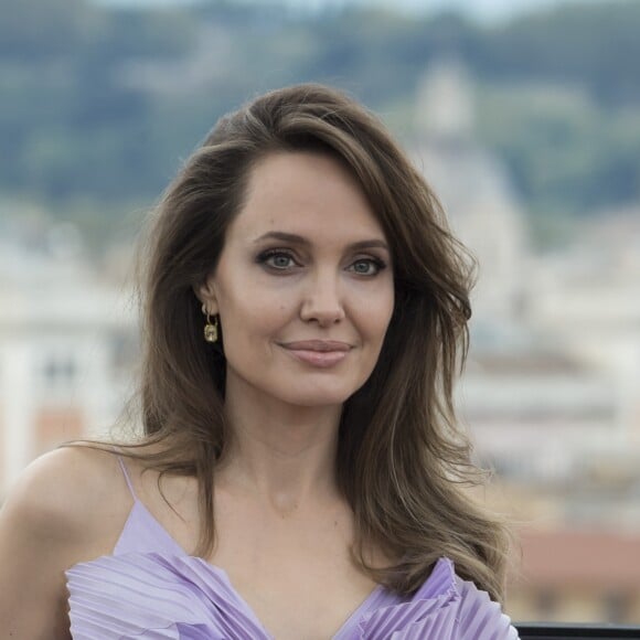 Angelina Jolie au photocall du film "Maléfique : Le Pouvoir du mal" à l'Hotel de la Ville à Rome le 7 octobre 2019.