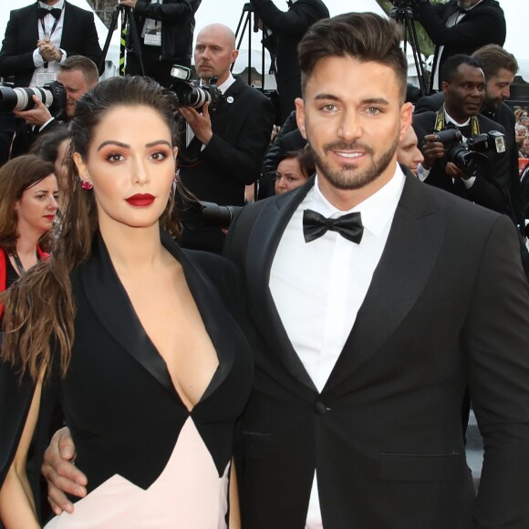 Nabilla Benattia (enceinte) et son mari Thomas Vergara - Montée des marches du film "A Hidden Life" lors du 72ème Festival International du Film de Cannes, le 19 mai 2019. © Denis Guignebourg/Bestimage