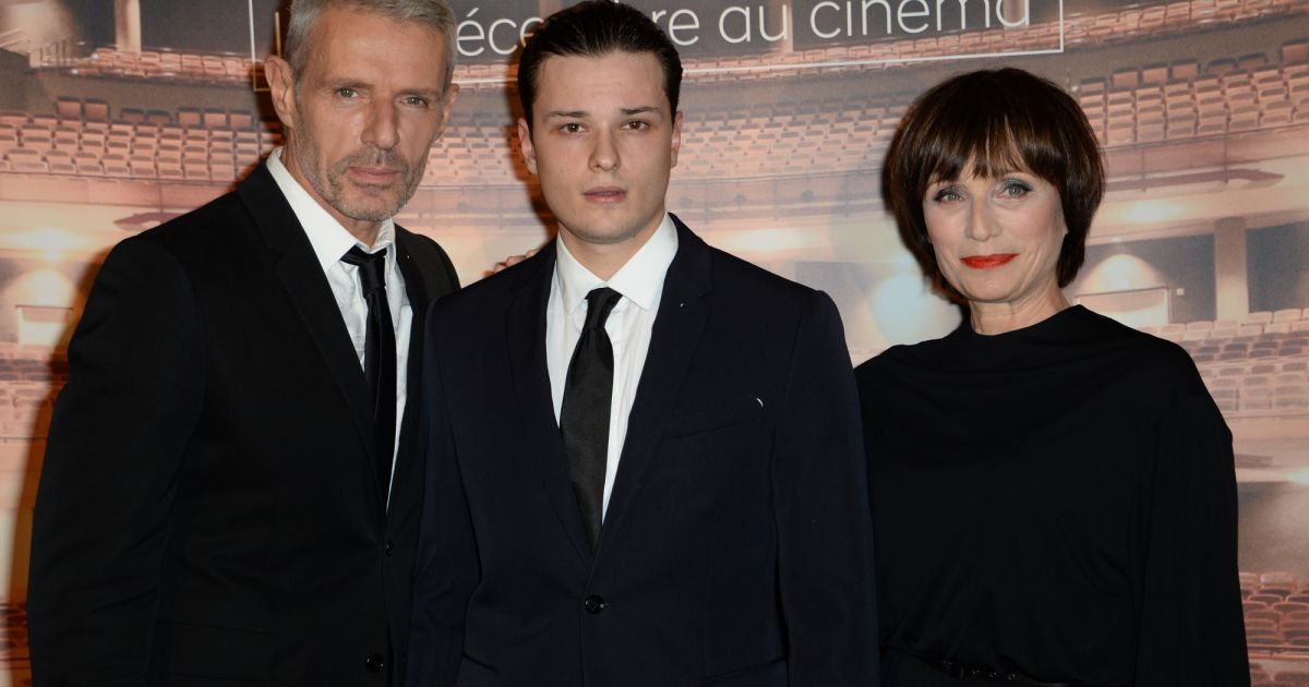 Kristin Scott Thomas Et Ses Fils Lambert Wilson, Jules Benchetrit et Kristin Scott Thomas - Avant