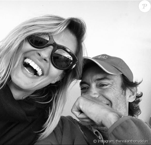 Anthony Delon et sa compagne Sveva Altivi sur Instagram, automne 2019.