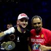 Arsen Feroz Goulamirian (France, vainqueur du combat) posant avec sa ceinture de champion - championnat du Monde WBA regulier Lourds Legers - Gala de boxe Univent à l'AccorHotels Arena de Paris pour le championnat du monde WBA le 15 novembre 2019. © JB Autissier / Panoramic / Bestimage