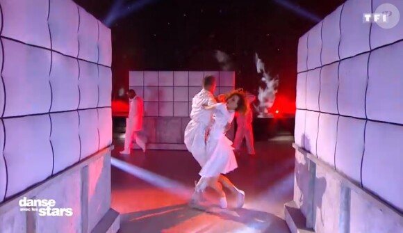 Sami El Gueddari et Fauve Hautot lors du prime de "Danse avec les stars 2019" du 2 novembre, sur TF1
