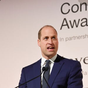 Le prince William, duc de Cambridge, remet les prix lors des Tusk Conservation Awards au cinéma Empire à Londres le 21 novembre 2019.