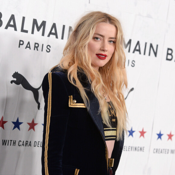 Amber Heard assiste à la soirée de lancement de la collaboration "Puma x Balmain" à Los Angeles, le 21 novembre 2019.