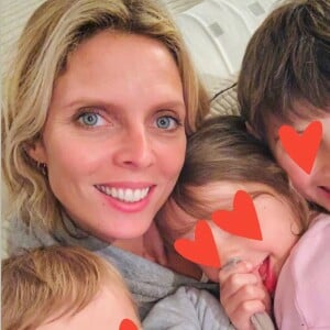 Sylvie Tellier avec ses enfants Margaux, Oscar et Roméo - Instagram, le 17 novembre 2019