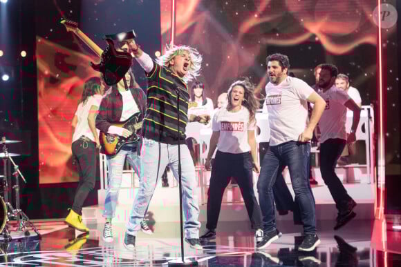 Exclusif - Nikos Aliagas, Amel Bent, Laure Pester (Lorie), Michael Youn, Mimie Mathy, Gérard Jugnot, Zazie, Claudio Capéo, Patrick Fiori, Kad Merad, Liane Foly, Jenifer Bartoli, Slimane, Patrick Bruel, Christophe Willem - Enregistrement de l'émission "Les enfoirés jouent le jeu", qui sera diffusée le 30 novembre en prime time sur TF1. Le 18 novembre 2019 © Cyril Moreau / Bestimage