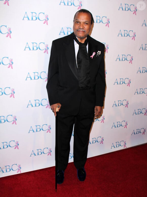 Billy Dee WIlliams - Soirée caritative "Associates for Breast and Prostate Cancer Studios 25th Annual Talk of the Town Black Tie Gala" à Beverly Hills. Le 22 novembre 2014
