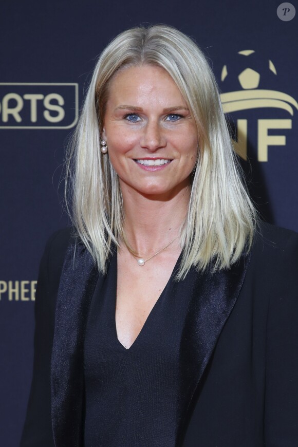 Amandine Henry au photocall de la 28ème cérémonie des trophées UNFP (Union nationale des footballeurs professionnels) au Pavillon d'Armenonville à Paris, France, le 19 mai 2019.