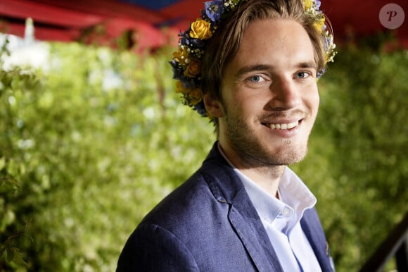 Felix Kjellberg - Présentation des présentateurs de l'été à Stockholm. Le 3 juin 2014