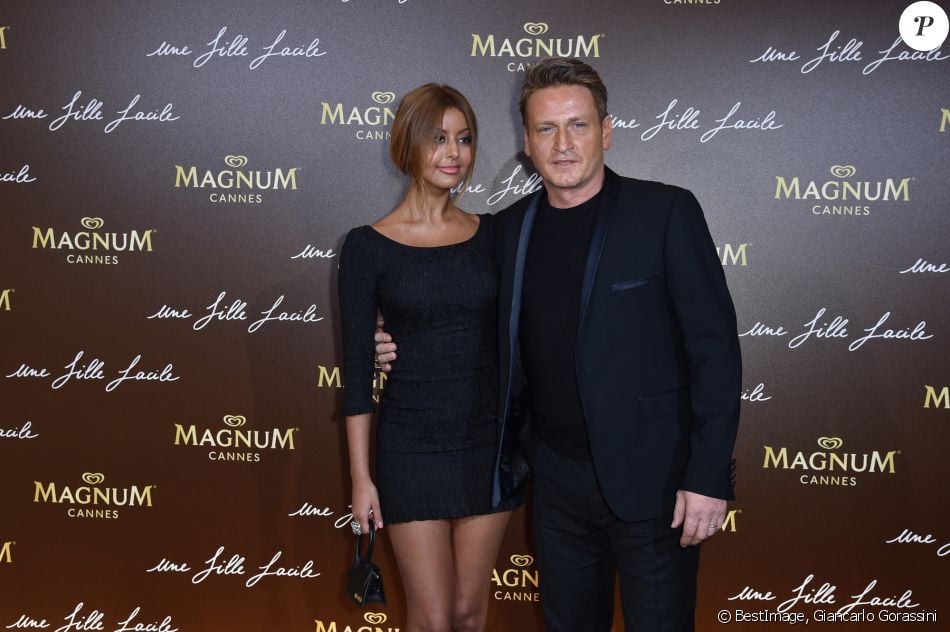 Zahia Dehar et Benoît Magimel lors de la soirée du film Une Fille Facile sur la plage privée Zahia Dehar et Benoît Magimel lors de la soirée du film Une Fille Facile sur la plage privée
