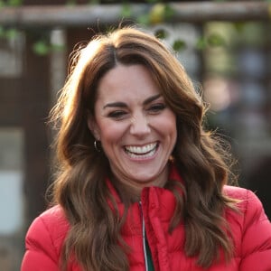 Kate Middleton a participé aux activités caritatives de Noël avec les familles et les enfants lors de sa visite à la "Peterley Manor Farm" à Buckinghamshire. Le 4 décembre 2019