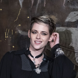Kristen Stewart assiste au défilé Chanel Métiers d'Art 2019/2020 au Grand Palais. Paris, le 4 décembre 2019 © Olivier Borde / Bestimage