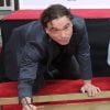 Johnny Galecki - Les acteurs de The Big Bang Theory laissent leurs empreintes sur le ciment lors d'une cérémonie au Chinese Theatre à Hollywood, Los Angeles, le 1er mai 2019.