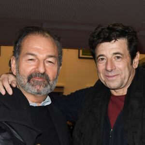 Exclusif - Denis Olivennes et Patrick Bruel - People en backstage lors du premier jour du concert de Patrick Bruel lors de sa tournée "Ce soir on sort..." à Paris La Défense Arena le 6 décembre 2019. © Coadic Guirec/Bestimage