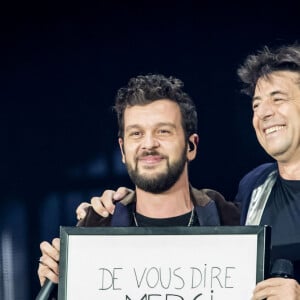 Exclusif - Claudio Capéo - Deuxième jour du concert de Patrick Bruel lors de sa tournée "Ce soir on sort..." à Paris La Défense Arena le 7 décembre 2019. © Cyril Moreau/Bestimage