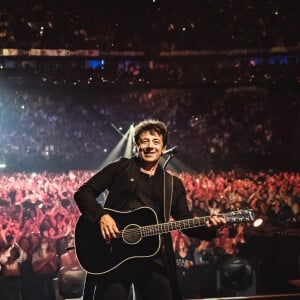 Exclusif - Deuxième jour du concert de Patrick Bruel lors de sa tournée "Ce soir on sort..." à Paris La Défense Arena le 7 décembre 2019. © Cyril Moreau/Bestimage