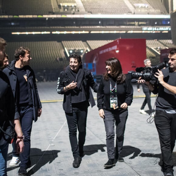 Exclusif - Patrick Bruel, Anne Marcassus - Backstage du deuxième jour du concert de Patrick Bruel lors de sa tournée "Ce soir on sort..." à Paris La Défense Arena le 7 décembre 2019. © Cyril Moreau/Bestimage