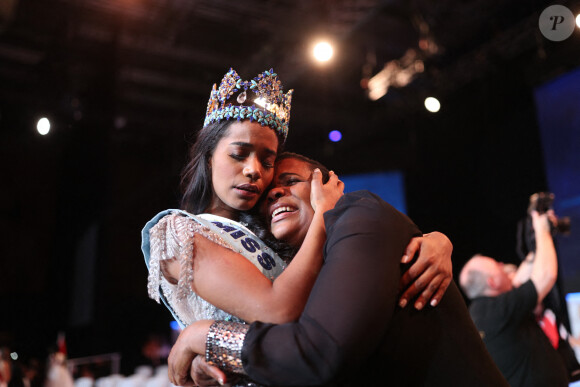 La Miss Jamaïque Toni-Ann Singh a remporté l'élection Miss Monde (Miss World) 2019 le 14 décembre 2019 à Londres. La Française Ophély Mézino, Miss Guadeloupe 2018 et première dauphine de Miss France 2019, est première dauphine !