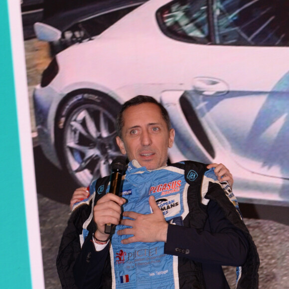 Exclusif - Gad Elmaleh - Les célébrités assistent au dîner de gala de l'association "Make a wish" au Pavillon Potel et Chabot à Paris. Le 9 décembre 2019 © Rachid Bellak / Bestimage
