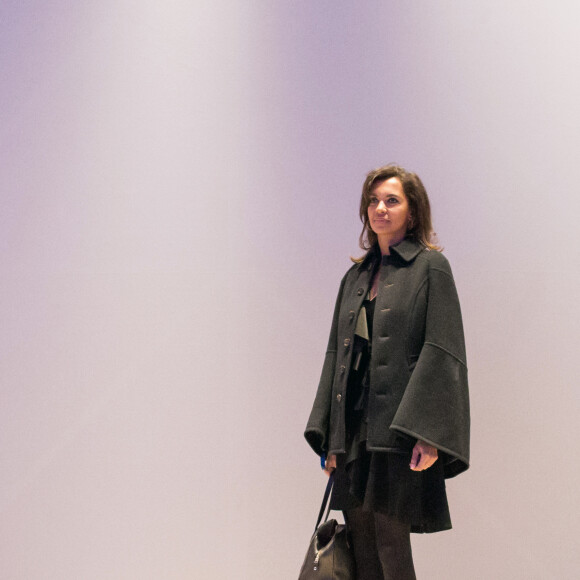 Karine Le Marchand lors du 34ème dîner du Conseil représentatif des institutions juives de France (CRIF) au Carrousel du Louvre à Paris, France, le 20 février 2019. © Stéphane Lemouton/Bestimage