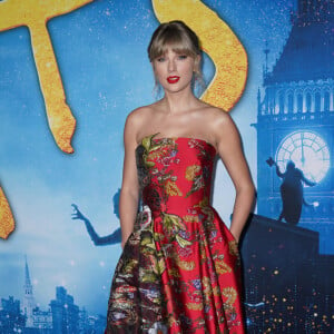 Taylor Swift assiste à l'avant-première de "Cats" au Lincoln Center à New York, le 16 décembre 2019.