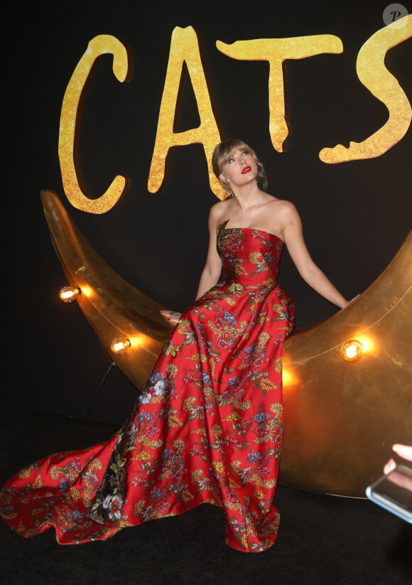 Taylor Swift assiste à l'avant-première de "Cats" au Lincoln Center à New York, le 16 décembre 2019.