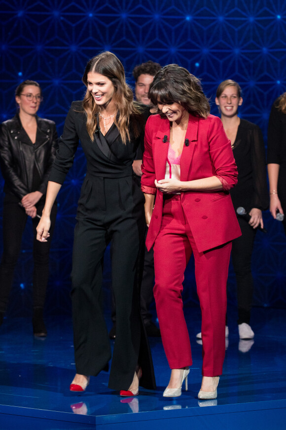 Exclusif - Iris Mittenaere, Faustine Bollaert - Enregistrement de l'émission "La boite à secrets" N°2, présentée par F.Bollaert, et qui sera diffusée le 20 décembre sur France 3 en prime time. Le 8 octobre 2019 © Tiziano Da Silva / Bestimage