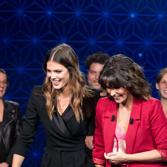 Exclusif - Iris Mittenaere, Faustine Bollaert - Enregistrement de l'émission "La boite à secrets" N°2, présentée par F.Bollaert, et qui sera diffusée le 20 décembre sur France 3 en prime time. Le 8 octobre 2019 © Tiziano Da Silva / Bestimage