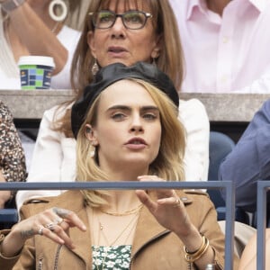 Cara Delevingne et sa compagne Ashley Benson - Dans les tribunes de la finale femmes du tournoi de tennis de l'US Open 2019 à New York le 7 septembre 2019.