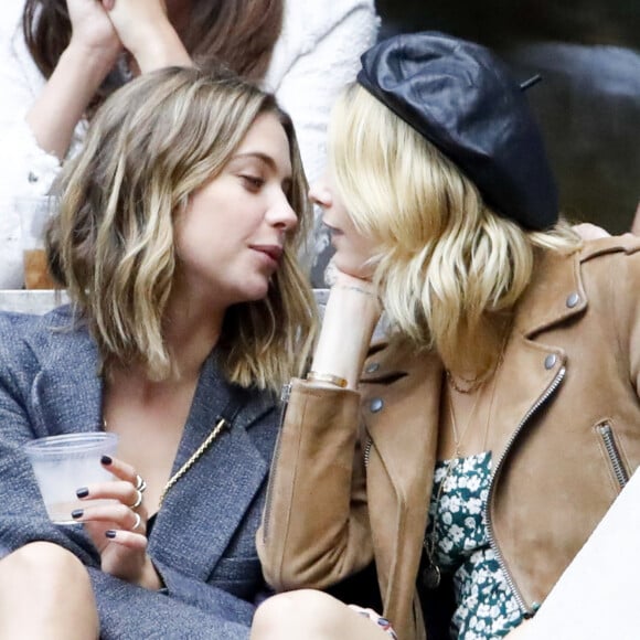 Cara Delevingne et sa compagne Ashley Benson - Dans les tribunes de la finale femmes du tournoi de tennis de l'US Open 2019 à New York le 7 septembre 2019.