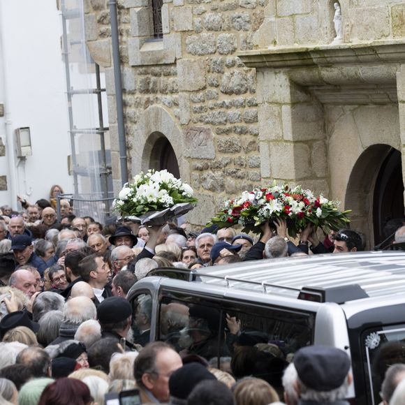 Les obsèques de Alain Barrière en l'église Saint-Joseph à La Trinité-sur-Mer le 23 décembre 2019.
