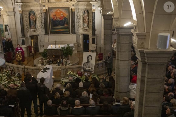 Les obsèques de Alain Barrière en l'église Saint-Joseph à La Trinité-sur-Mer le 23 décembre 2019.