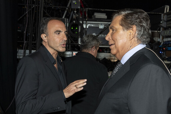 Exclusif - Nikos Aliagas et Jean-Pierre Foucault - Backstage de l'enregistrement de l'émission "La Chanson secrète 4", qui sera diffusée le 4 janvier 2020 sur TF1, à Paris. Le 17 décembre 2019 © Gaffiot-Perusseau / Bestimage