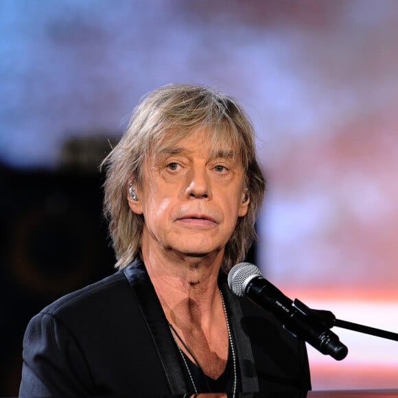 Exclusif - Jean-Louis Aubert - Enregistrement de l'émission "La Chanson secrète 4", qui sera diffusée le 4 janvier 2020 sur TF1, à Paris. Le 17 décembre 2019 © Gaffiot-Perusseau / Bestimage