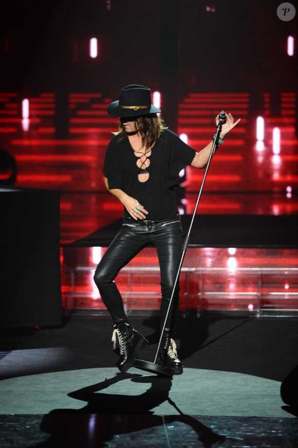 Exclusif - Zazie - Enregistrement de l'émission "La Chanson secrète 4", qui sera diffusée le 4 janvier 2020 sur TF1, à Paris. Le 17 décembre 2019 © Gaffiot-Perusseau / Bestimage